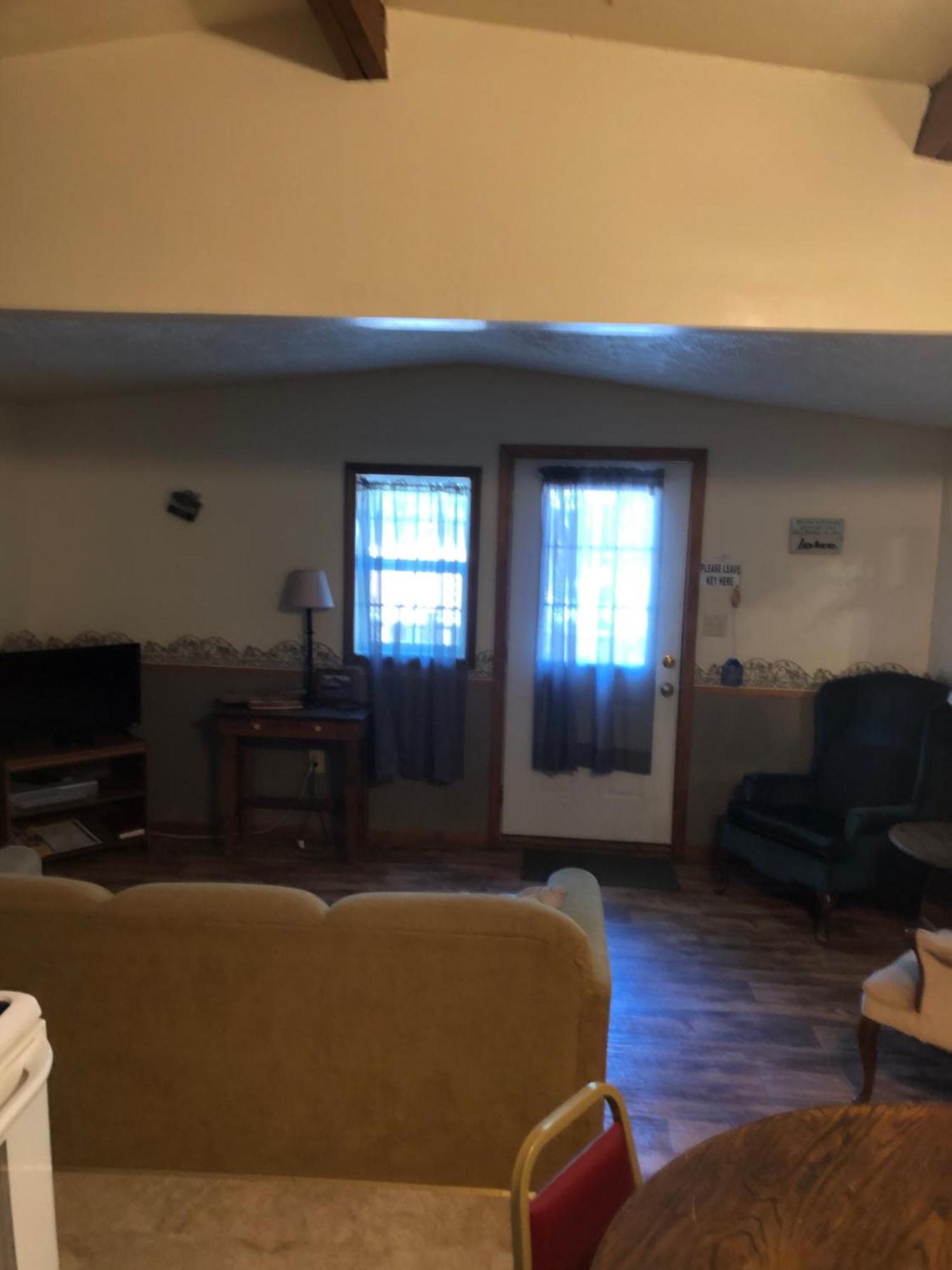 Kentucky Lake Hickory Hill Resort Benton Room photo
