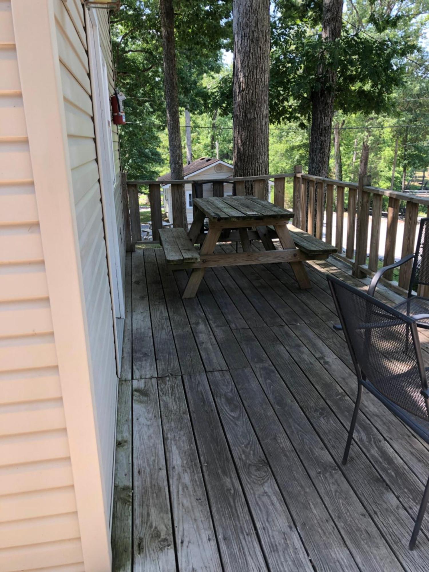 Kentucky Lake Hickory Hill Resort Benton Room photo