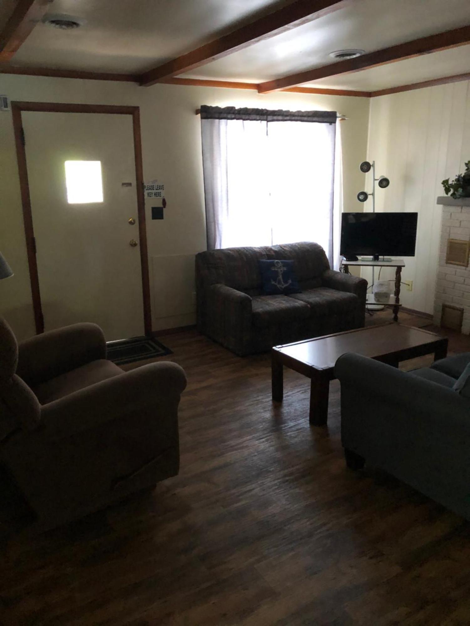 Kentucky Lake Hickory Hill Resort Benton Room photo