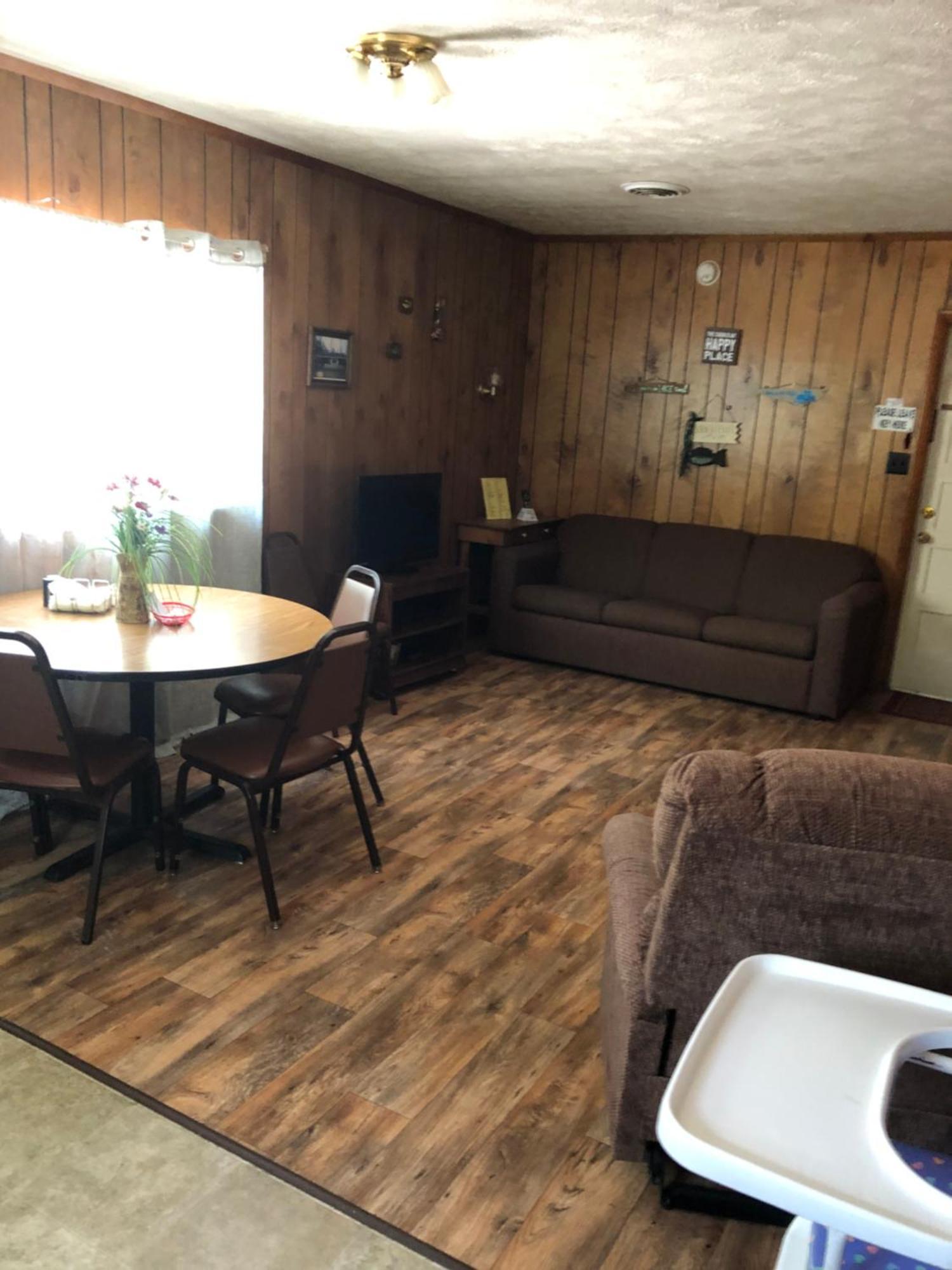 Kentucky Lake Hickory Hill Resort Benton Room photo