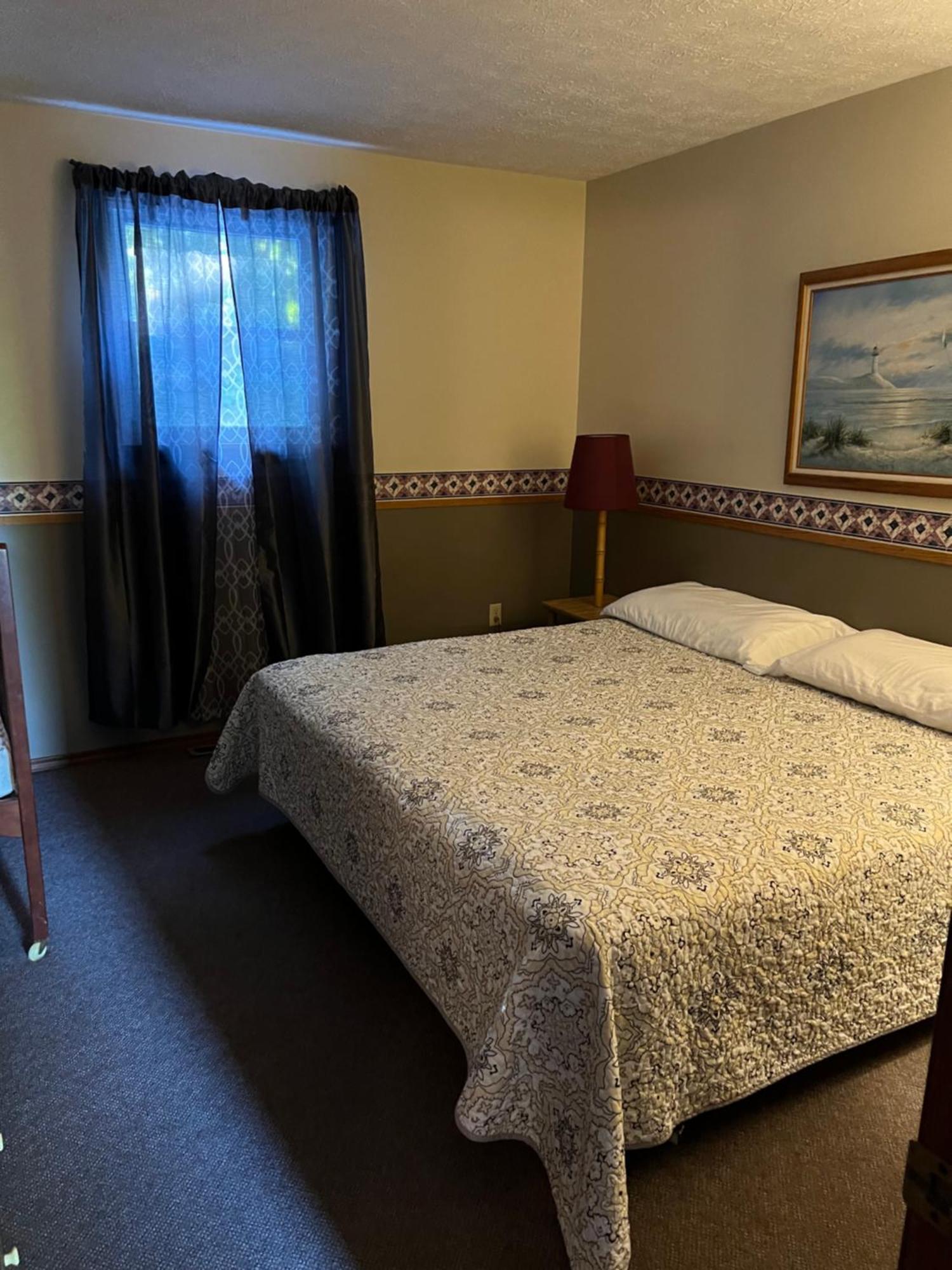 Kentucky Lake Hickory Hill Resort Benton Room photo