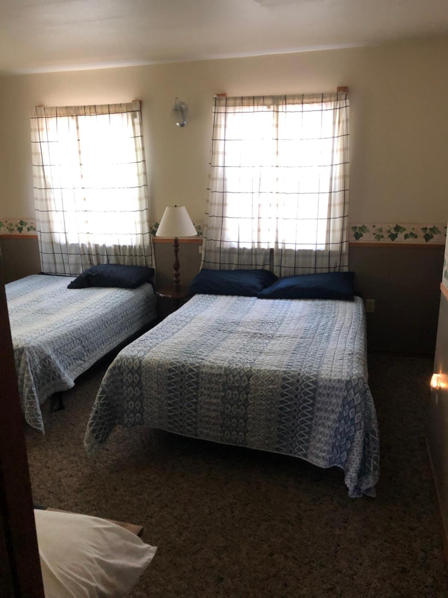 Kentucky Lake Hickory Hill Resort Benton Room photo